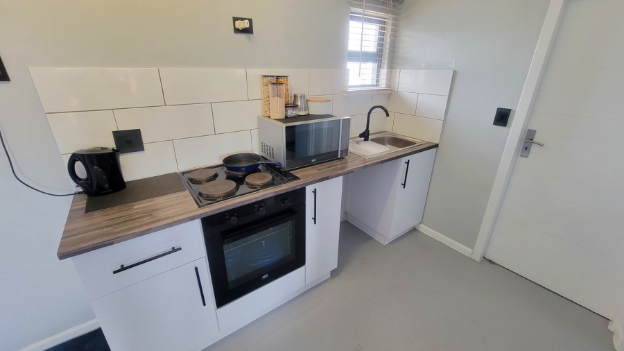 1 Bedroom Property for Sale in The Connifers Western Cape
